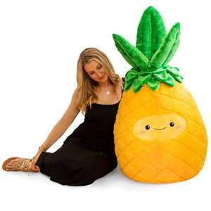 Squishable - Massive Pineapple