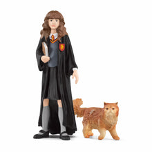 Load image into Gallery viewer, Schleich Harry Potter Hermione and Crookshanks Toy Figures