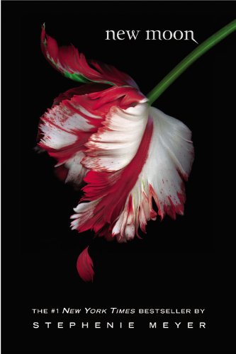 Twilight Saga NEW MOON Book 2 by Stephanie Meyer