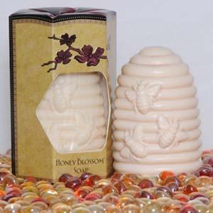 Honey Blossom Soap Beehive 15 oz