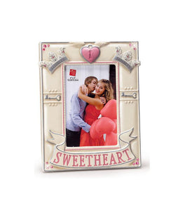 C'est l'amour 4" x 6" Photo Frame- Sweetheart